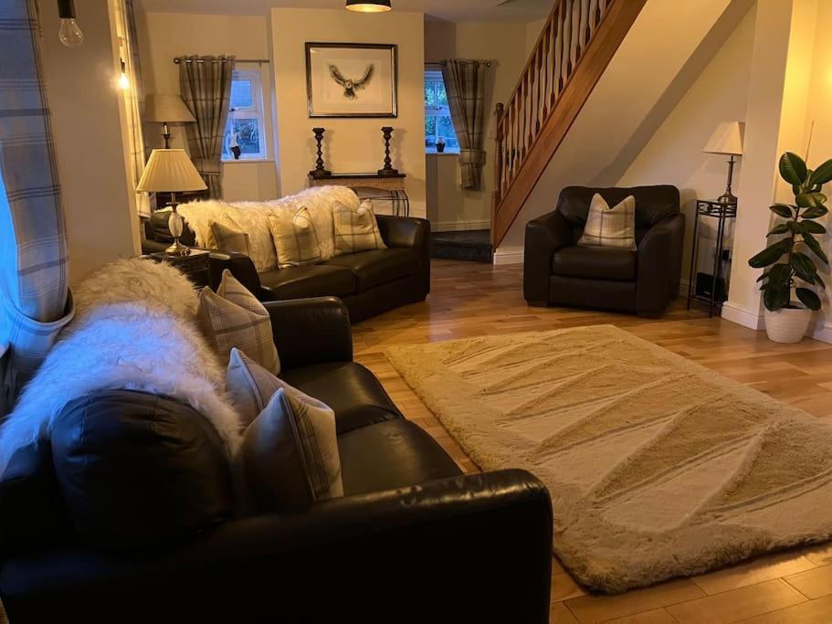 Woodbine Cottage-Part Of Alton Cottages Extérieur photo